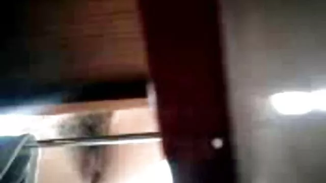 پورنو بدون ثبت نام  با گربه و تقدیر قدرتمند او بازی عکس سکس های خارجی کرد